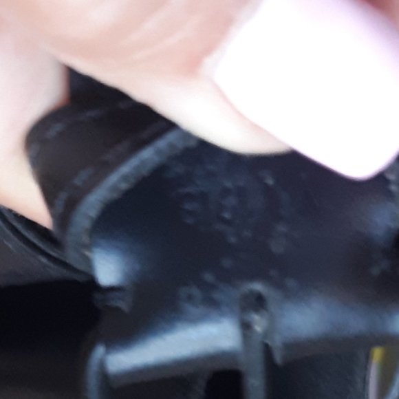 Authentic Louis Vuitton Black Epi Bag - Picture 10 of 12